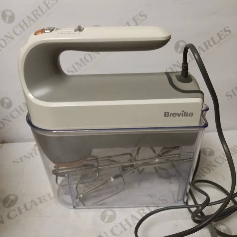 BREVILLE VFM021 HEATSOFT HAND MIXER 