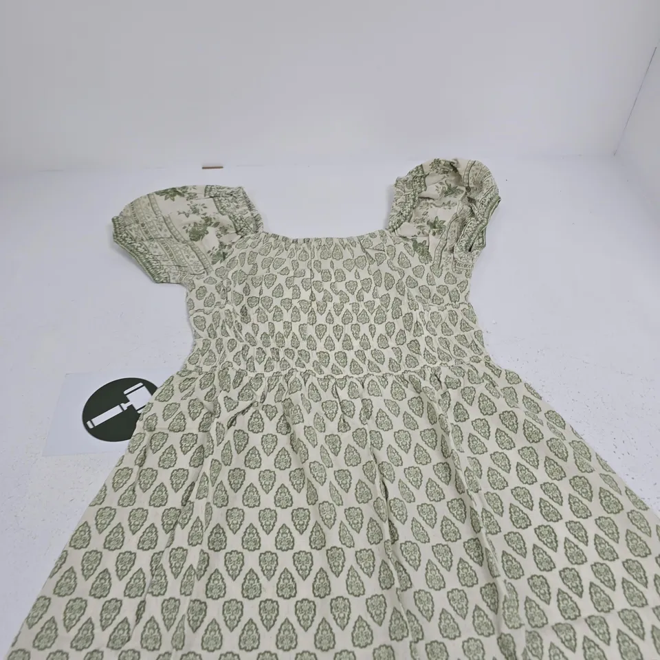 WILD FLOWER GREEN PRINT DRESS – WOMEN'S, UK SIZE XL
