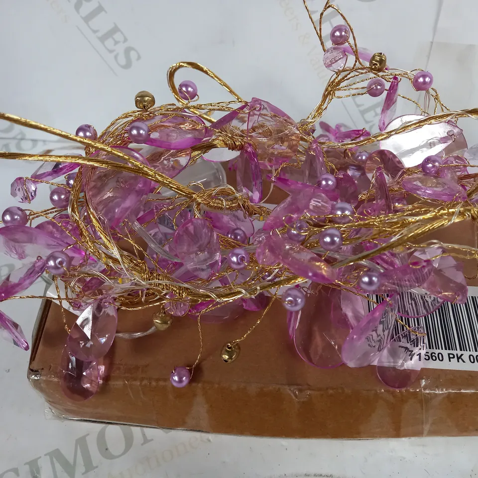 SET OF JEWELLED LIGHTS 