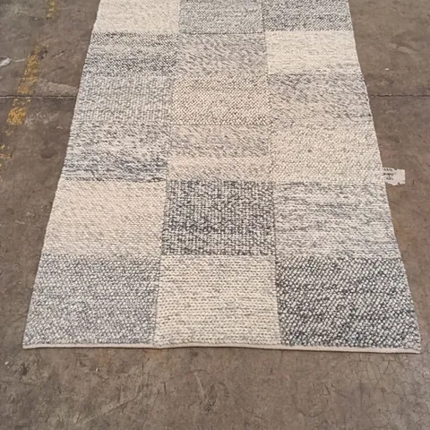QUALITY DESIGNER AREA RUG - APPROXIMATELY 230CM X 158CM
