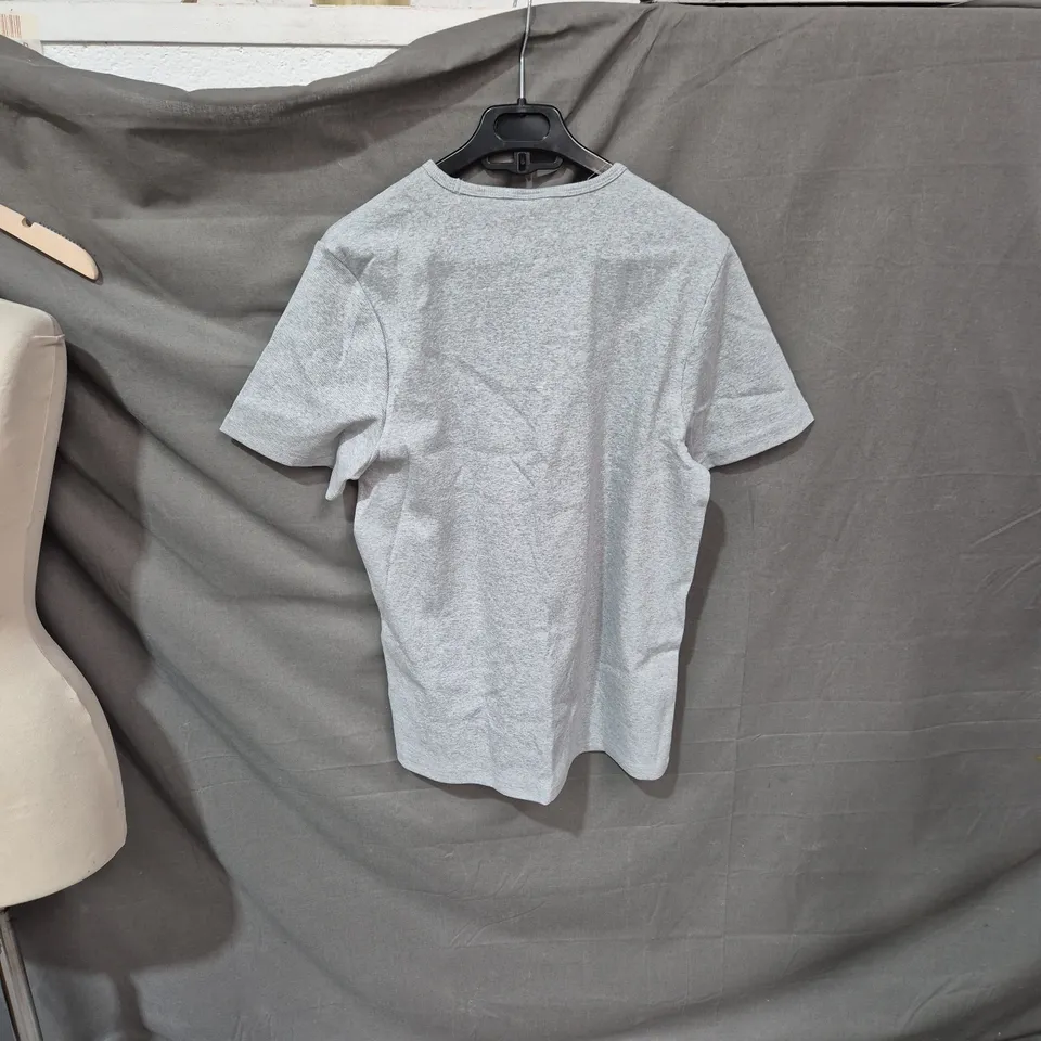 GYMSHARK T-SHIRT - GREY - UK L