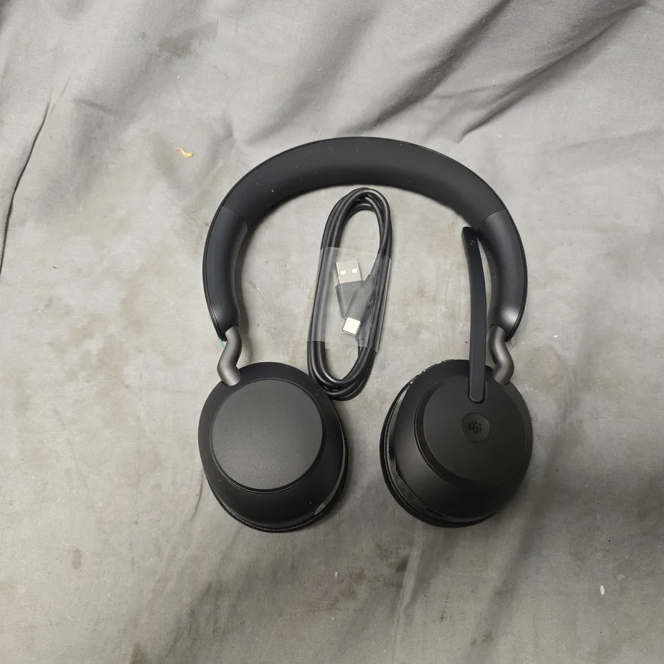 BOXED JABRA EVOLVE2 65