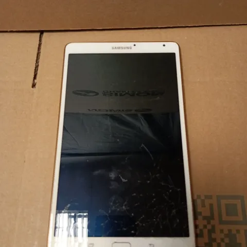 SAMSUNG TABLET – WHITE – SM-T700X