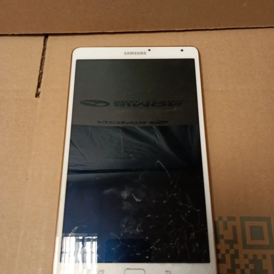 SAMSUNG TABLET – WHITE – SM-T700X