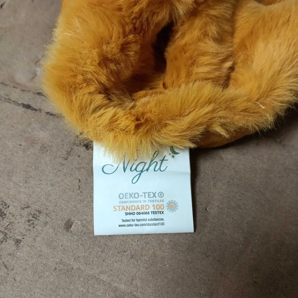 SERENITY NIGHT MUSTARD BLANKET/THROW UNBOXED