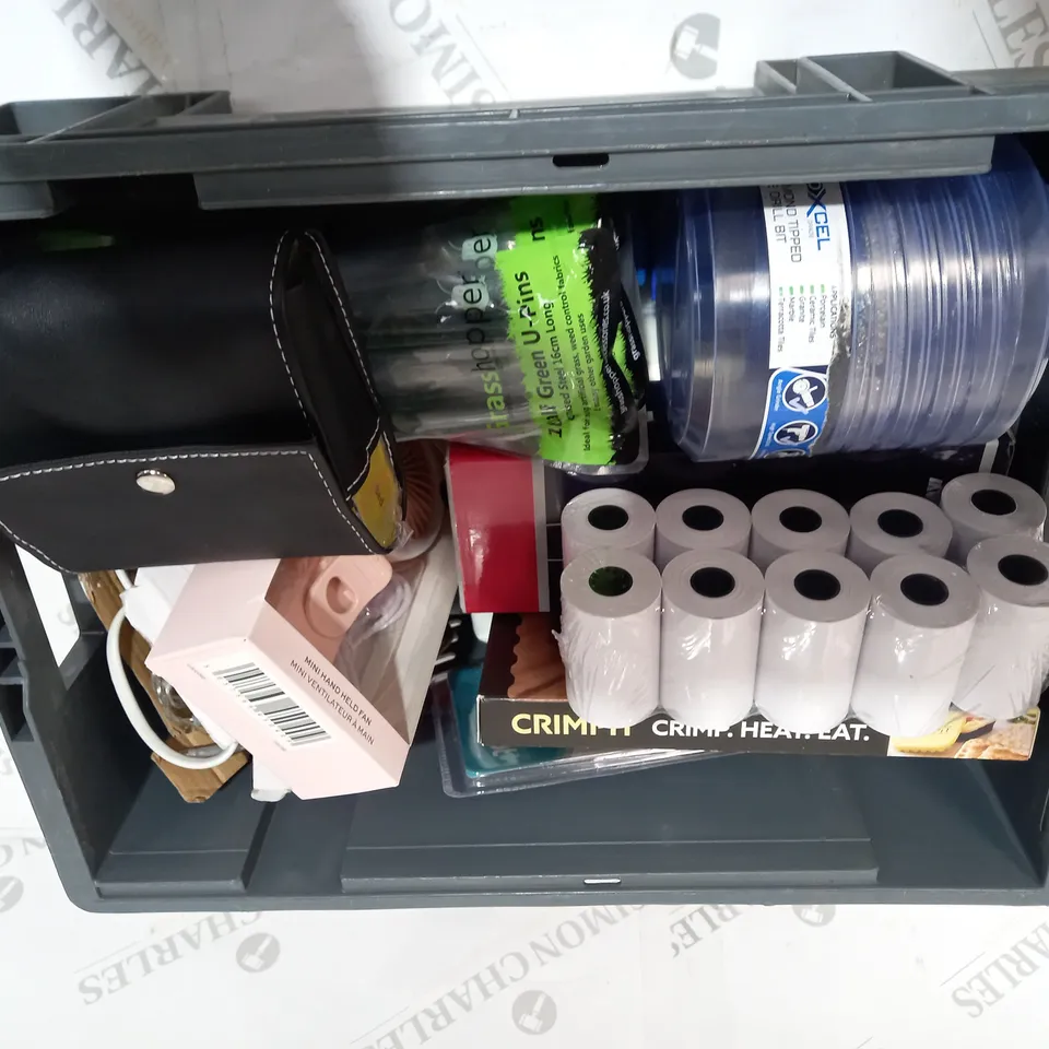 BOX OF ITEMS TO INCLUDE DRAIN CLEANER, WATER QUALITY TESTER, PURSE ETC