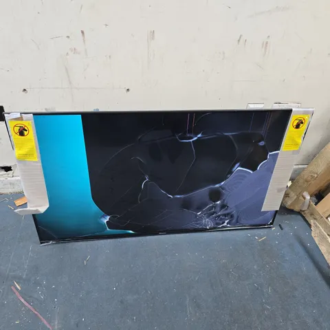 HISENSE 50" LED BACKLIGHT TV – MODEL R50A2700GUK-DAMAGED SCREEN-POWERS ON 