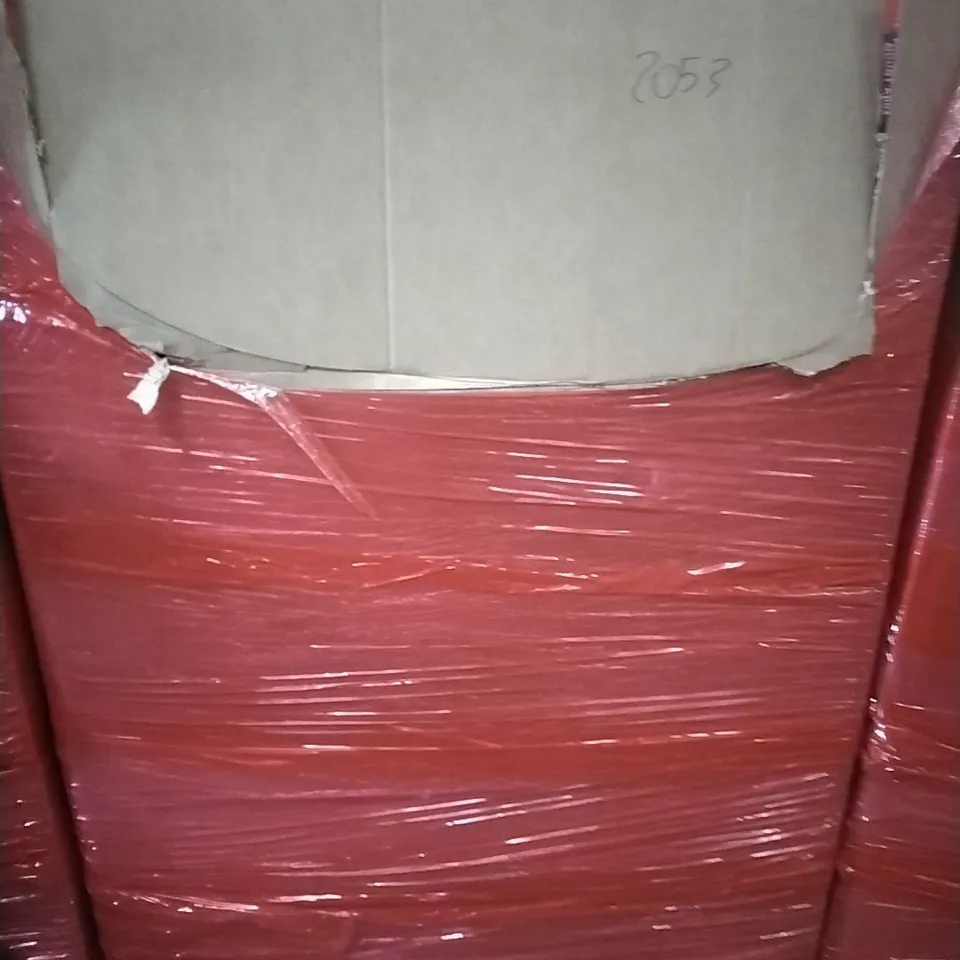A PALLET CONTAINING ASSORTED HOUSEHOLD GOODS AND PRODUCTS TO INCLUDE; TV STAND, PC DESK, BOXED FURNITURE ETC