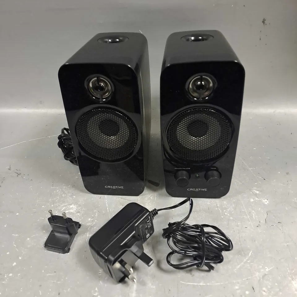BOXED CREATIVE INSPIRE T10 PC/MAC/MP3 SPEAKER SYSTEM IN BLACK