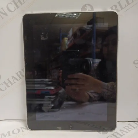 APPLE IPAD MODEL: A1219
