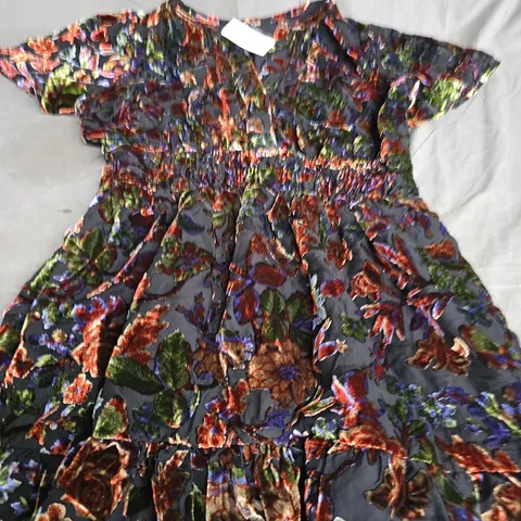 ANTHROPOLOGIE WOMEN'S FLORAL VELVET DRESS – SIZE S