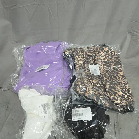 BOX OF APPROXIMATELY 20 ASSORTED CLOTHING ITEMS TO INCLUDE RUTH LANGSFORD, KIM AND CO ETC