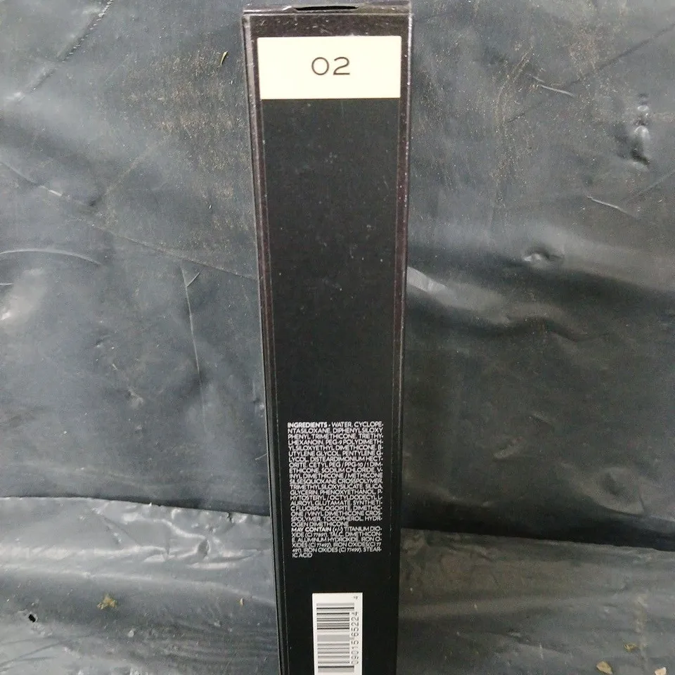 SURRATT SURREAL SKIN FOUNDATION WAND - 02