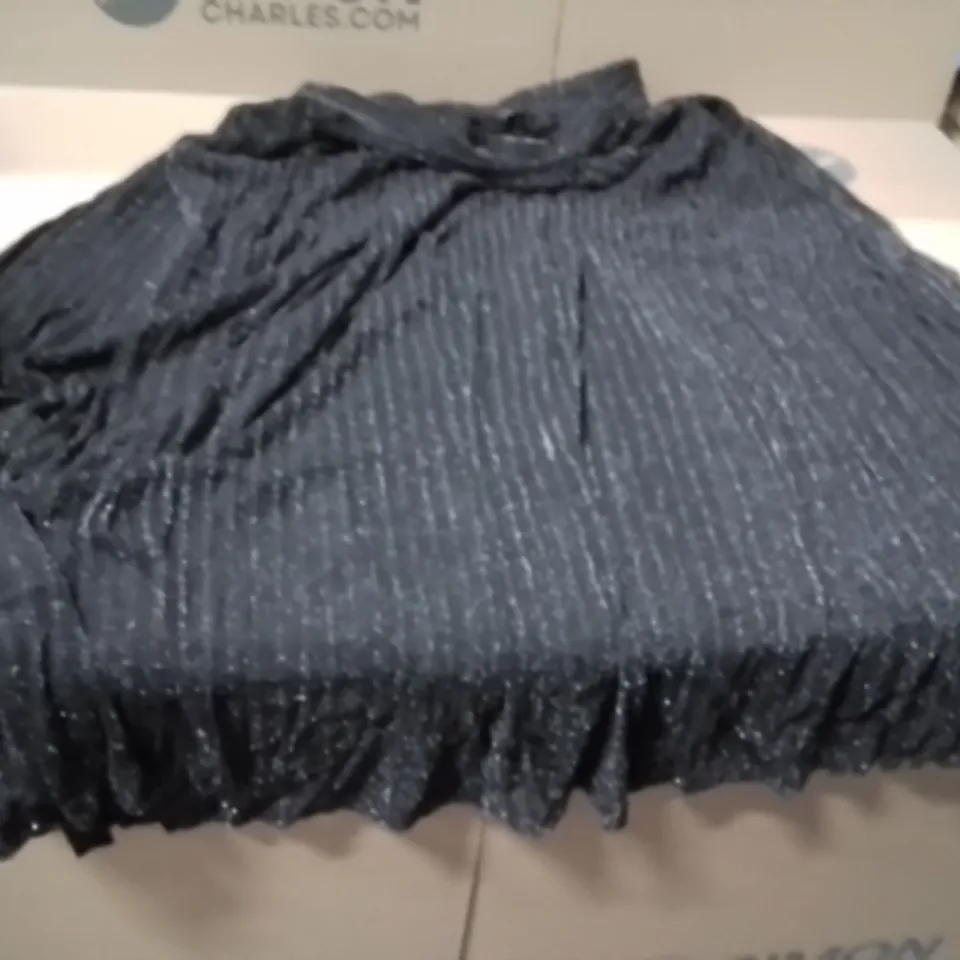 BOXED BRAND NEW APPROXIMATELY 5 JD WILLIAMS GLITTER MAXI SKIRT BLACK SIZE 18