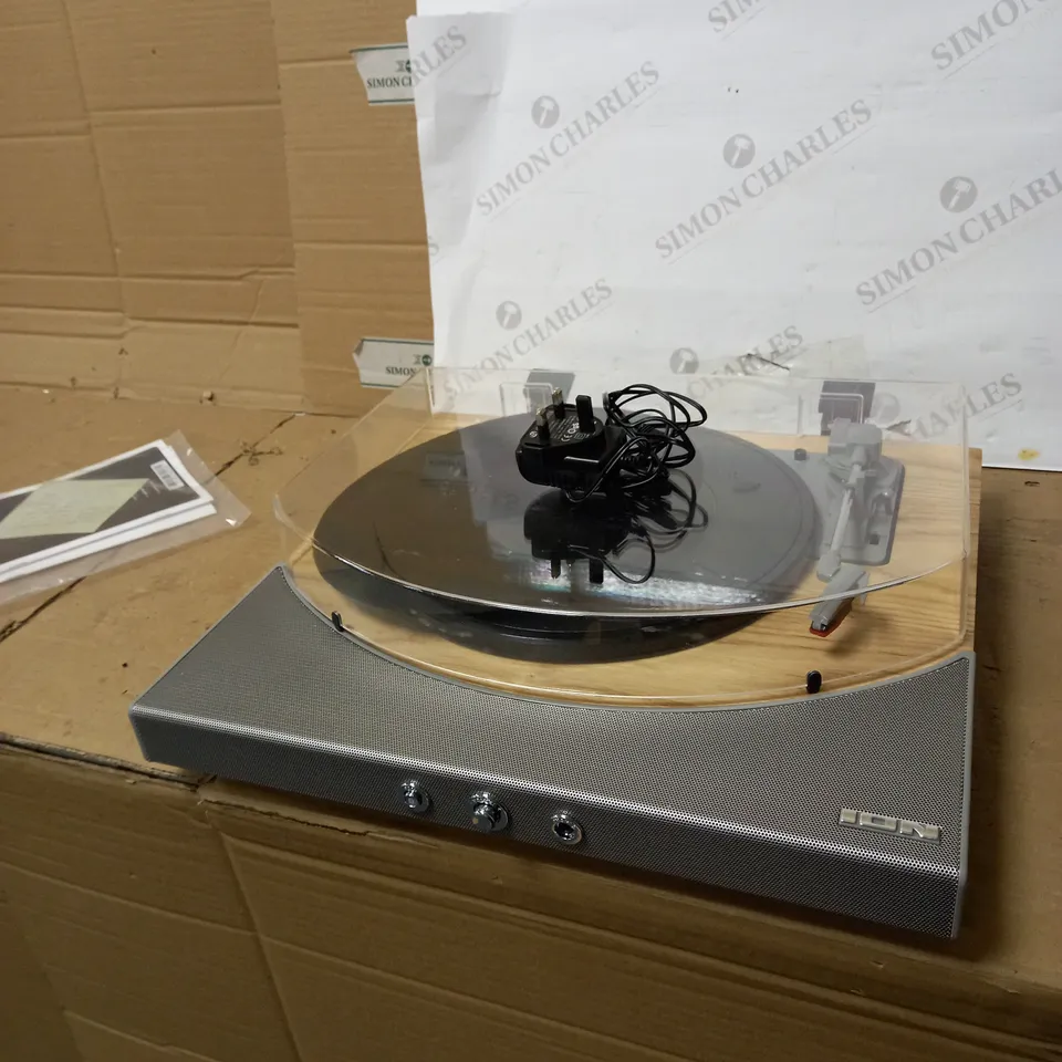 WIRELESS BLUETOOTH TURNTABLE