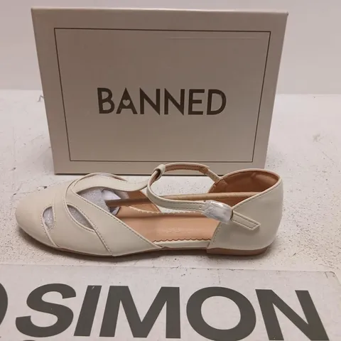 RETROSQUE BEIGE T-STRAP SANDALS, UK SIZE 6