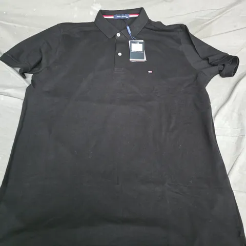 TOMMY HILFIGER POLO SHIRT IN BLACK - 4XL