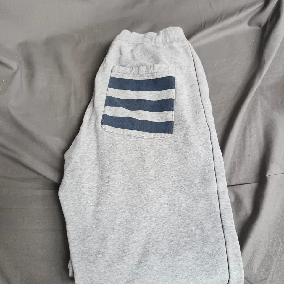 ADIDAS GREY TRACKSUIT JOGGERS SIZE M