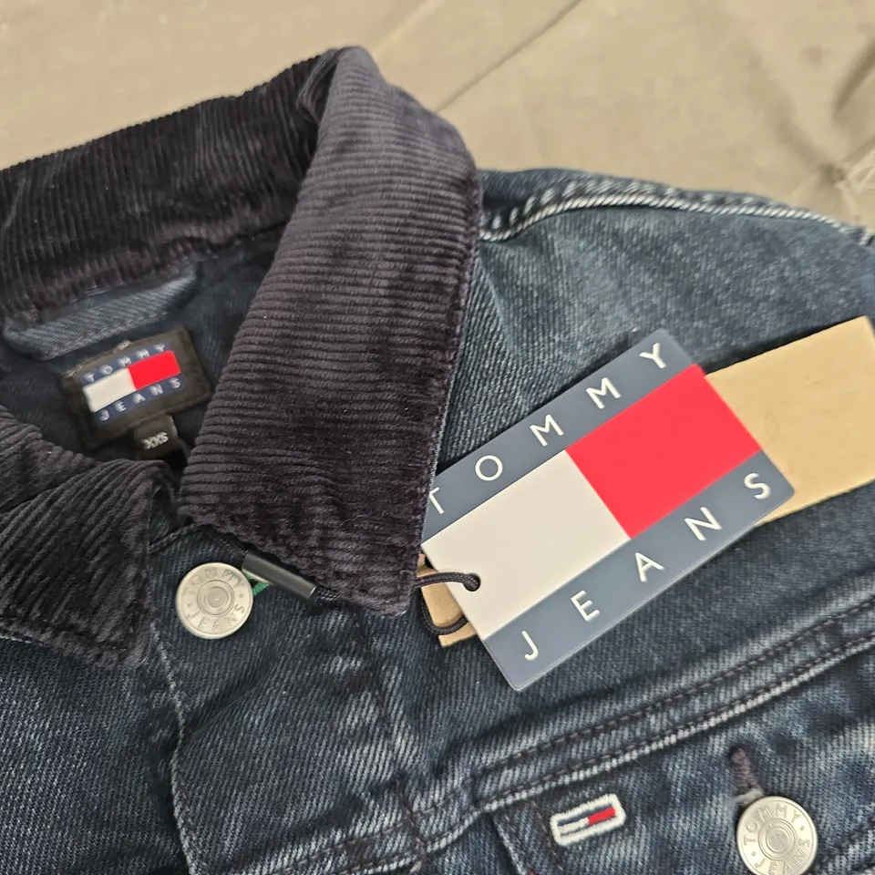 TOMMY JEANS IZZIE PADDED JACKET - XXS