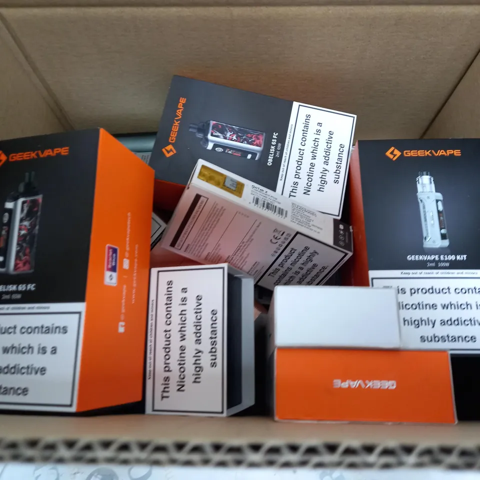 BOX OF APPROXIMATELY 10 ASSORTED E-CIG PRODUCTS TO INCLUDE GEEK VAPE, OXVA, ASPIRE ETC