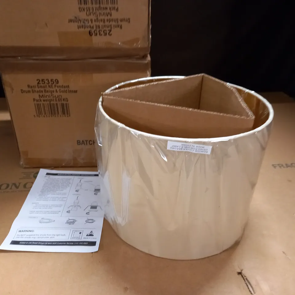 LOT OF RENI SMALL PENDANT LIGHT SHADES IN GOLD/BEIGE