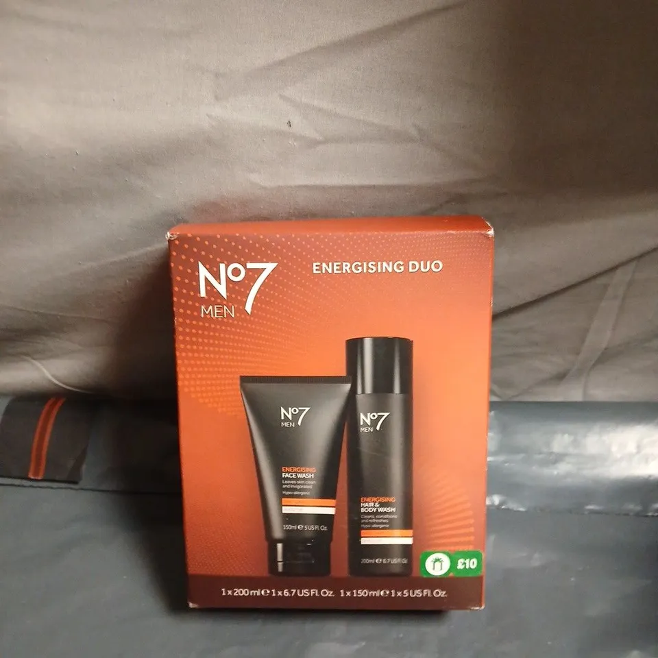 NO7 MEN ENERGISING DUO – FACE WASH & BODY WASH BOXED SET