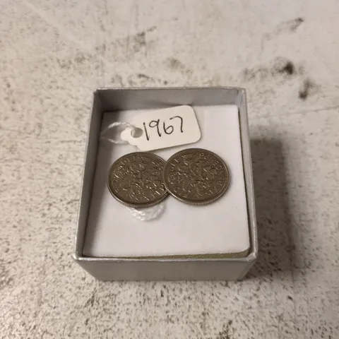 PAIR OF VINTAGE COINS/CUFFLINKS IN PRESENTATION BOX (1967)