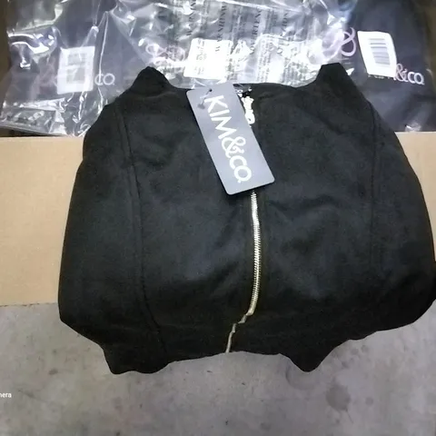BOX OF APPROXIMATELY 30 ASSORTED BRAND NEW BAGGED KIM AND CO BLACK ZIP UP JACKETS VARIOUS SIZES