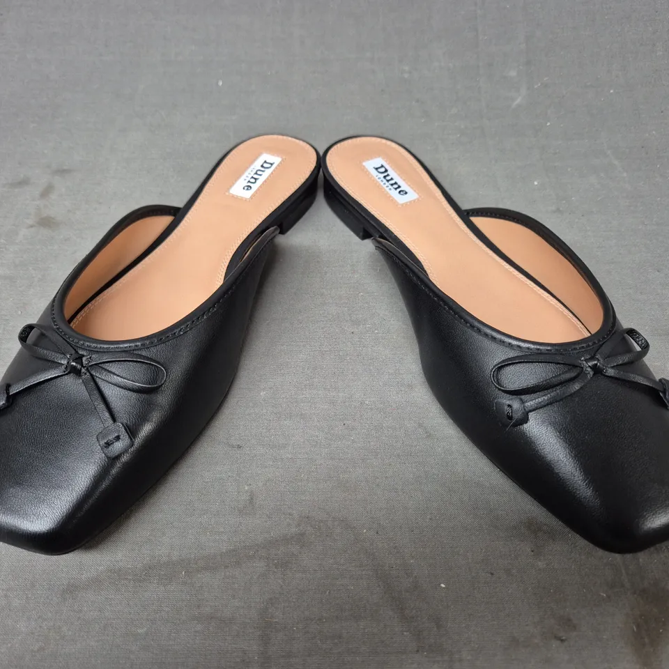 BOXED PAIR OF DUNE LONDON 484 HAYLAS BALLERINA MULES IN BLACK SIZE 7