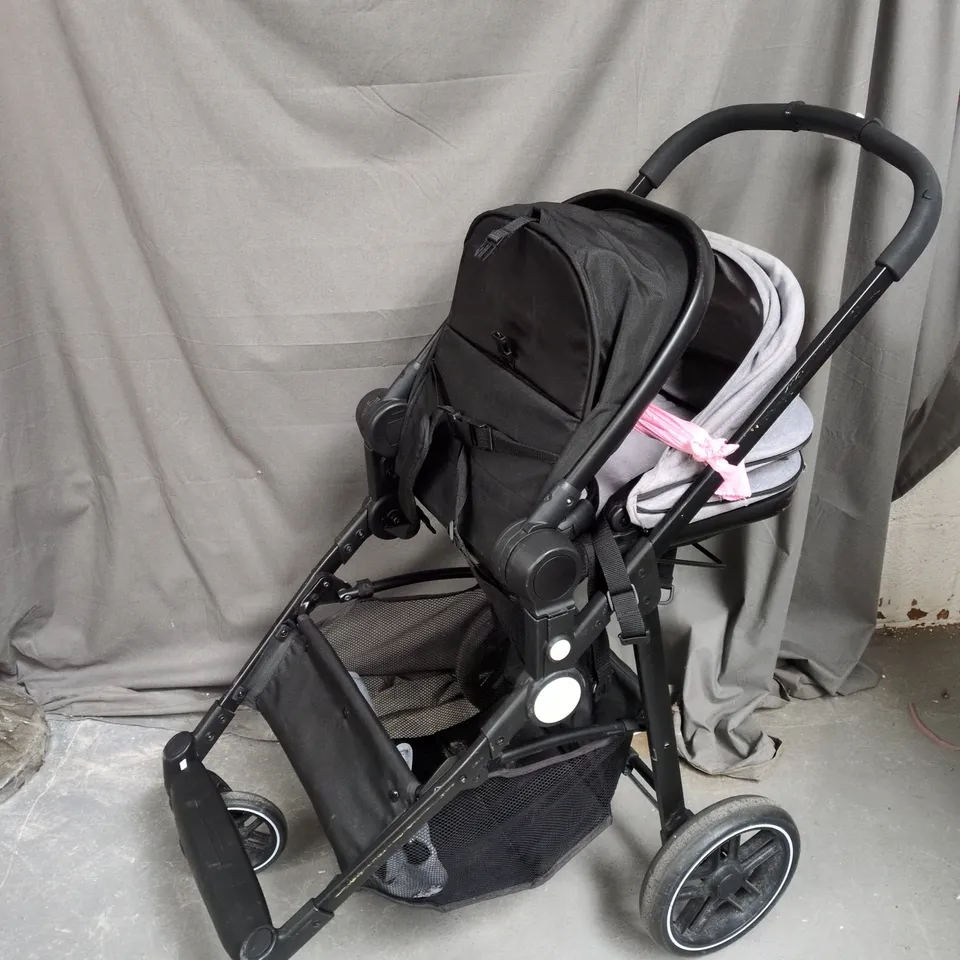 UNBOXED UNBRANDED BLACK STROLLER 