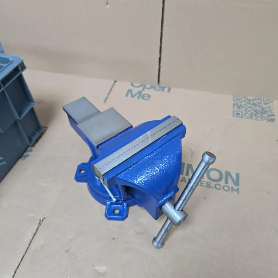 BLUE BENCH VISE