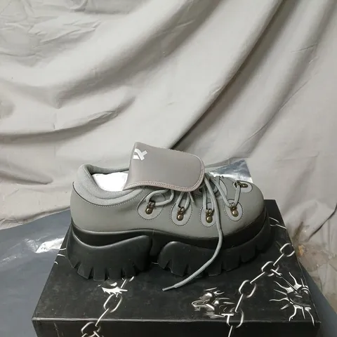 KOI DAWNGUARD MENS XTRA PLATFORM TRAINERS SHADOW BLACK BOXED SIZED 7