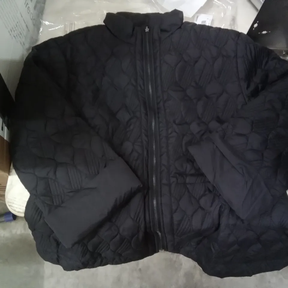 BOX OF 4 MARLA WYNEE QUILT TOGGLE COATS BLACK SIZE LARGE