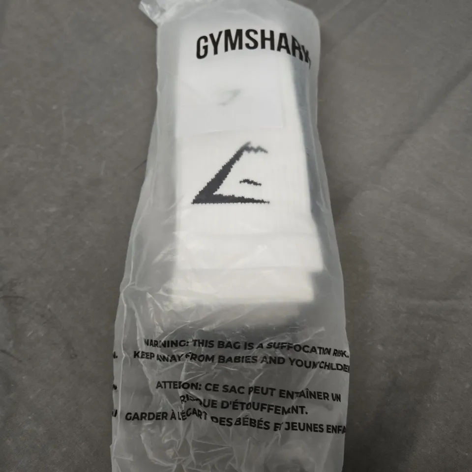 GYMSHARK CREW SOCKS - X3 - SIZE M 