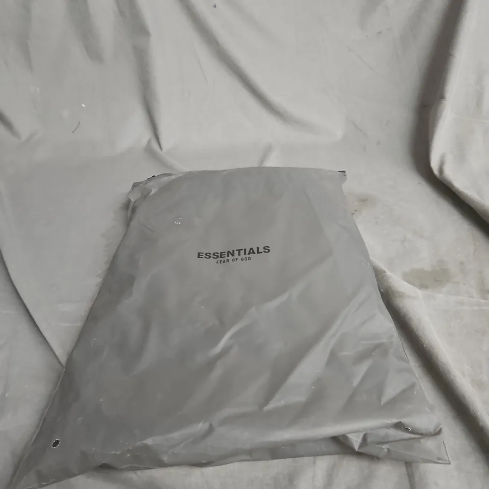 FEAR OF GOD ESSENTIALS SWEATPANTS - STRETCH LIMO - SIZE S (SSENSE TAG)