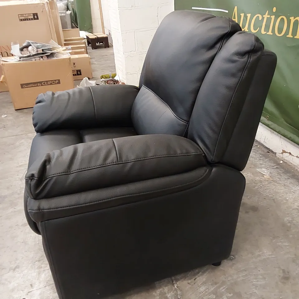 QUALITY DESIGNER LEATHER ARMCHAIR - BLACK