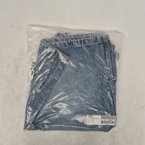 BAGGED BERSHKA DENIM SKATER BERMUDA SHORTS IN BLUE SIZE EU 40