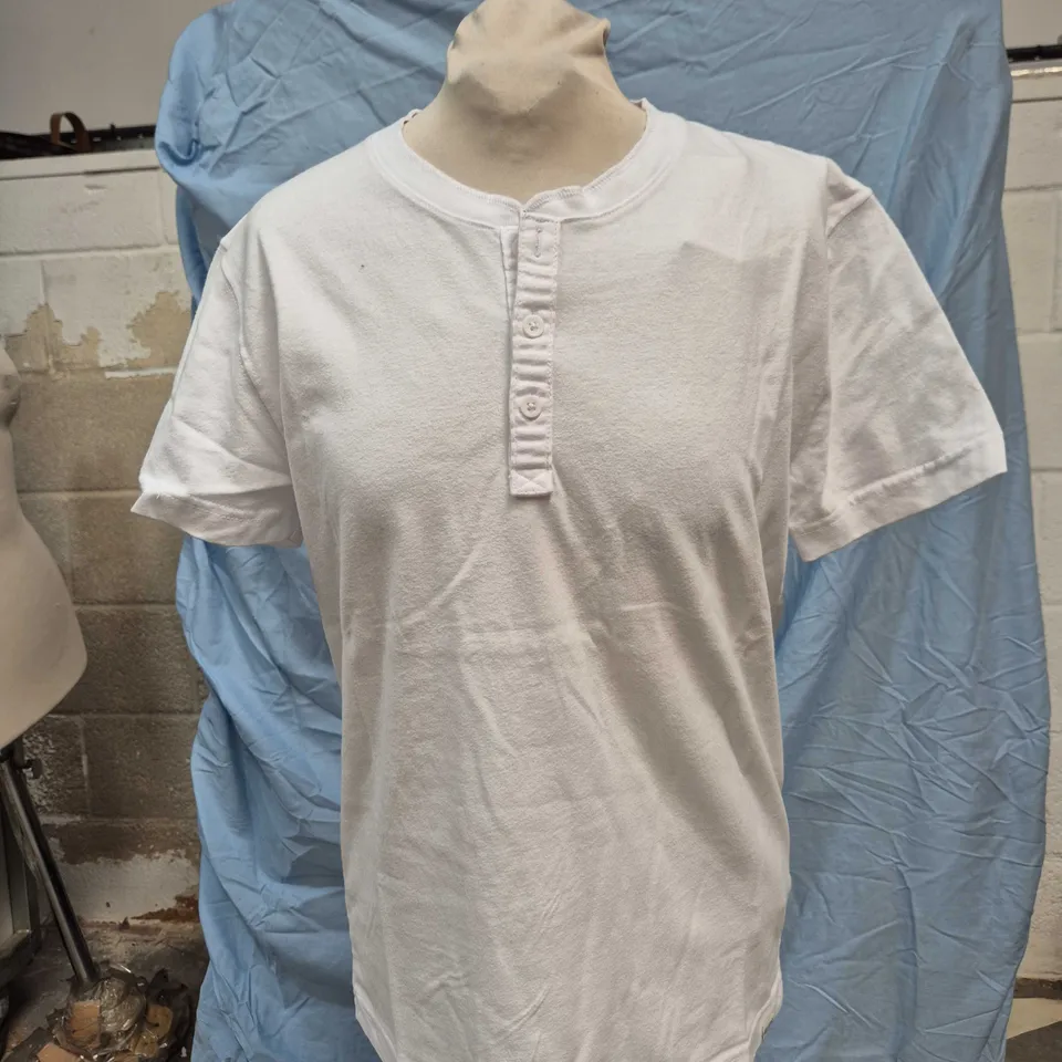 HOLLISTER HEAVYWEIGHT SLIM FIT T-SHIRT – WHITE, UK XS (US XS)