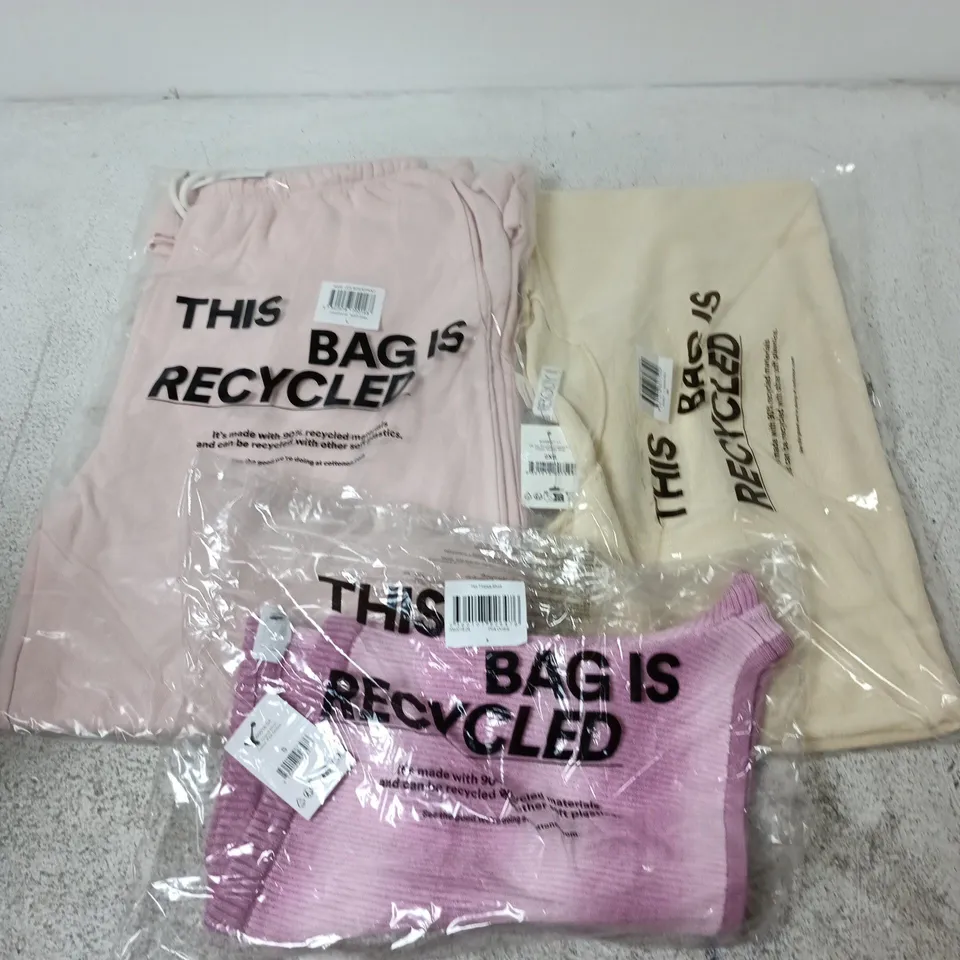 APPROXIMATELY 25 ASSORTED CLOTHING ITEMS IN VARIOUS SIZES, COLOURS & STYLES TO INCLUDE HOT TROPICS SHORT, OFF THE SHOULDER CROP KNIT, WIDE LEG SWEATPANTS, ETC