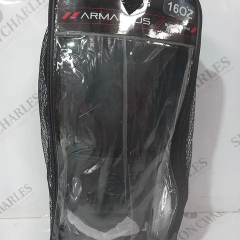 STING ARMAPLUS BOXING GLOVES IN BLACK