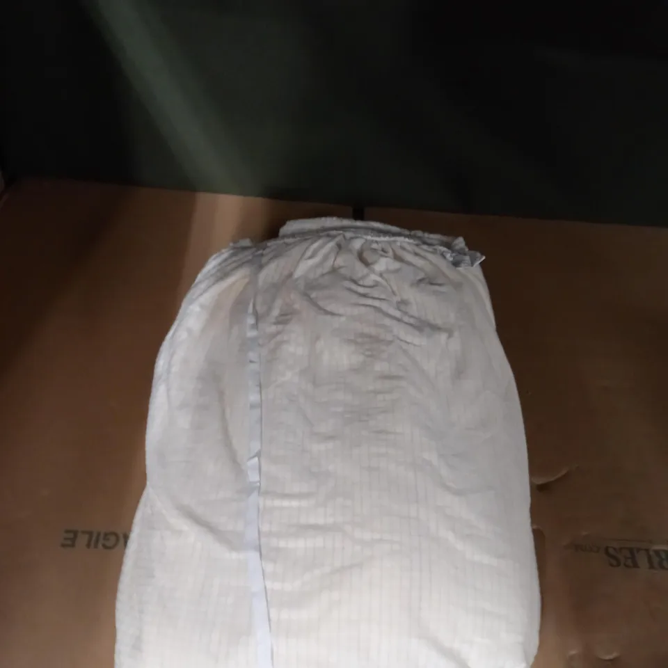 DOUBLE SEATED SOFA COVER IN CREAM 