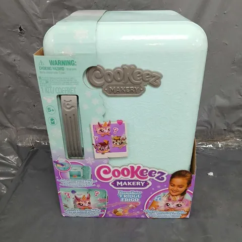 COOKEEZ MAKERY FREEZY CAKEZ PLAYSET