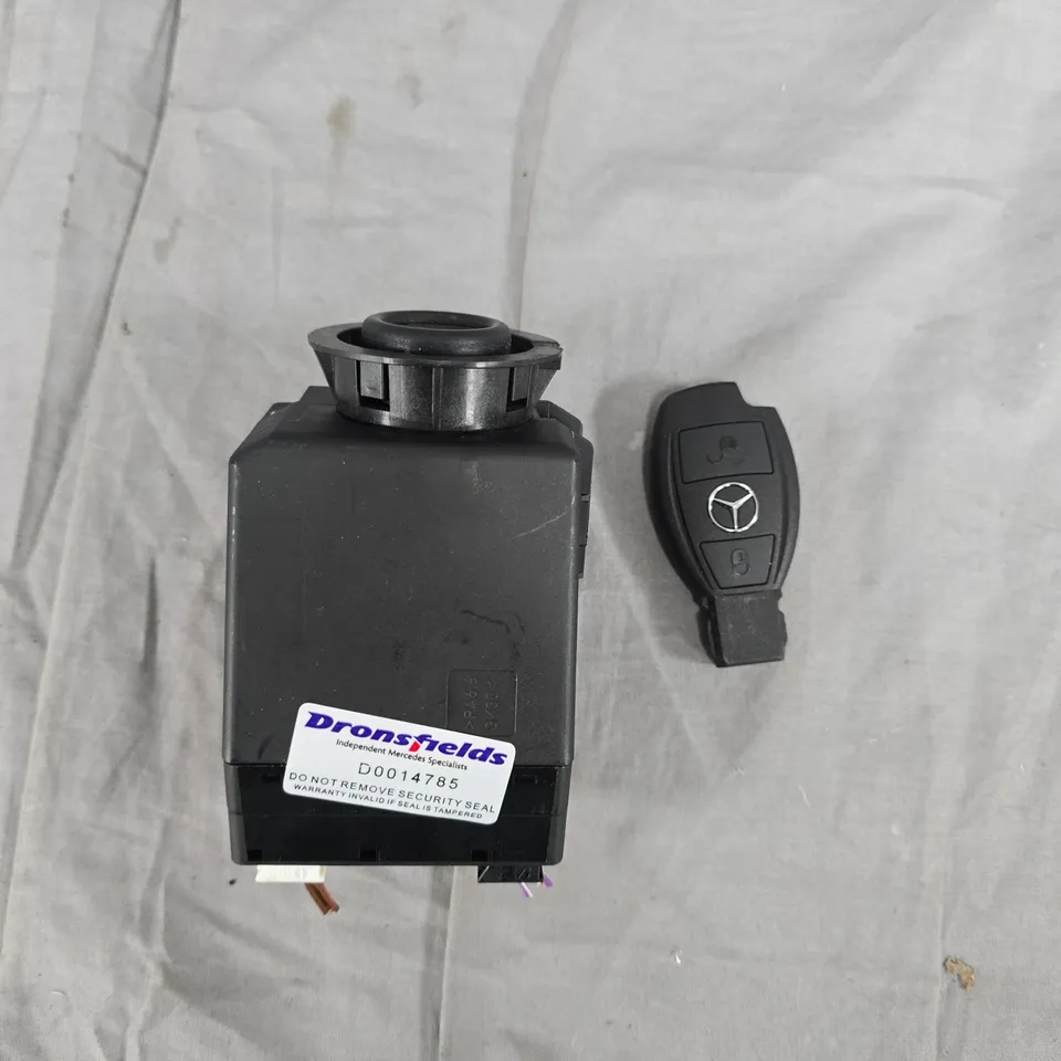 Mercedes-Benz Key Fob & Immobiliser Module with Wiring Harness 