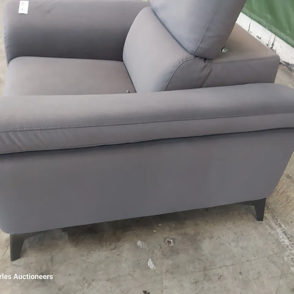 QUALITY ITALIAN DESIGNER FLAVIO POWER RECLINING EASY CHAIR WITH ADJUSTABLE HEADREST GREY PLUSH FABRIC 
