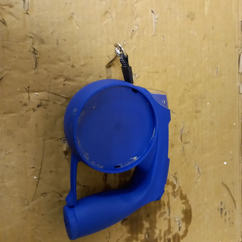 EXTENDING DOG LEAD WITH LIGHT