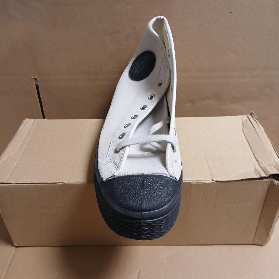BOXED PAIR OF UNITED STATES RUBBER COMPANY WHITE HIGH-TOP SNEAKERS WITH NAVY TOE CAP – UK 6