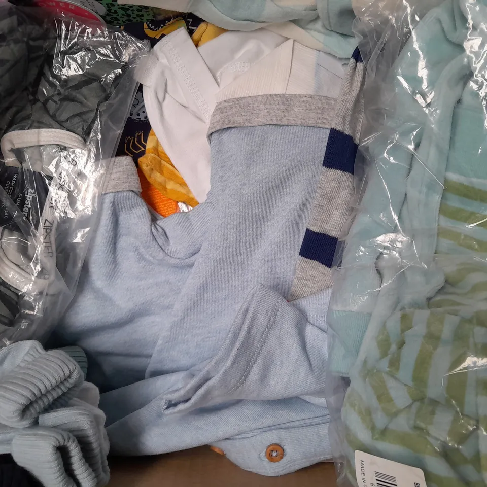 BOX OF APPROXIMATELY 15 ASSORTED KIDS CLOTHING ITEMS IN VARIOUS STYLES, SIZES, AND COLOURS FROM 0 - 5 YEARS