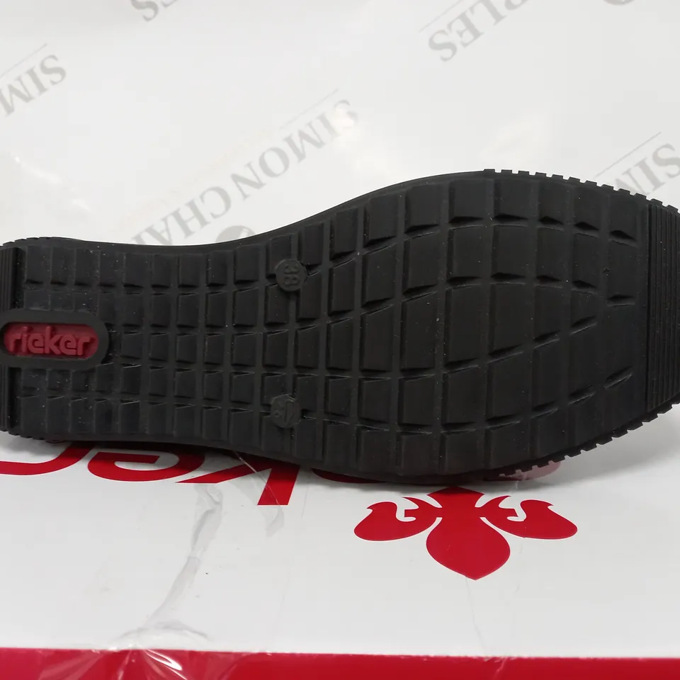 BOXED PAIR OF RIEKER TRAINERS WITH ZIP IN BLACK UK SIZE 5