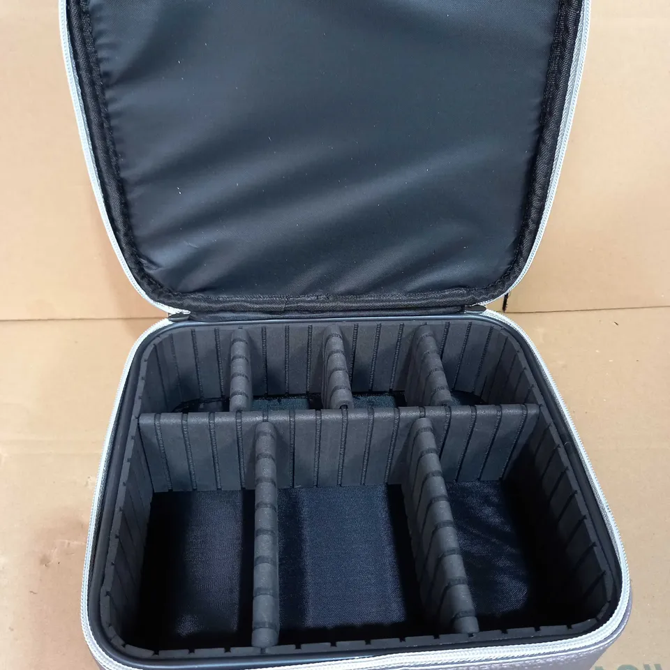 METALLIC MAKE-UP ORGANISER TWO TIER VANITY CASE