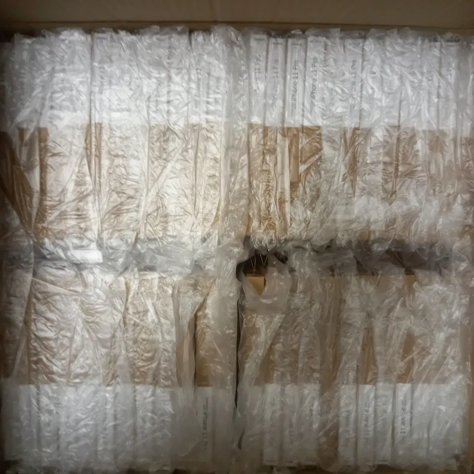 BOX OF 100 BRAND NEW BOXED GROOV-E IPHONE 11 PRO BUMPER CASES IN BLACK 